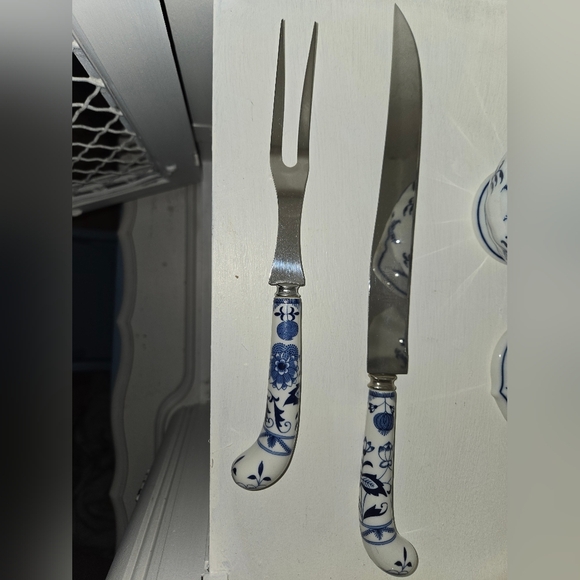  Prill Fork and Carving Knife - - Picture 2 of 4